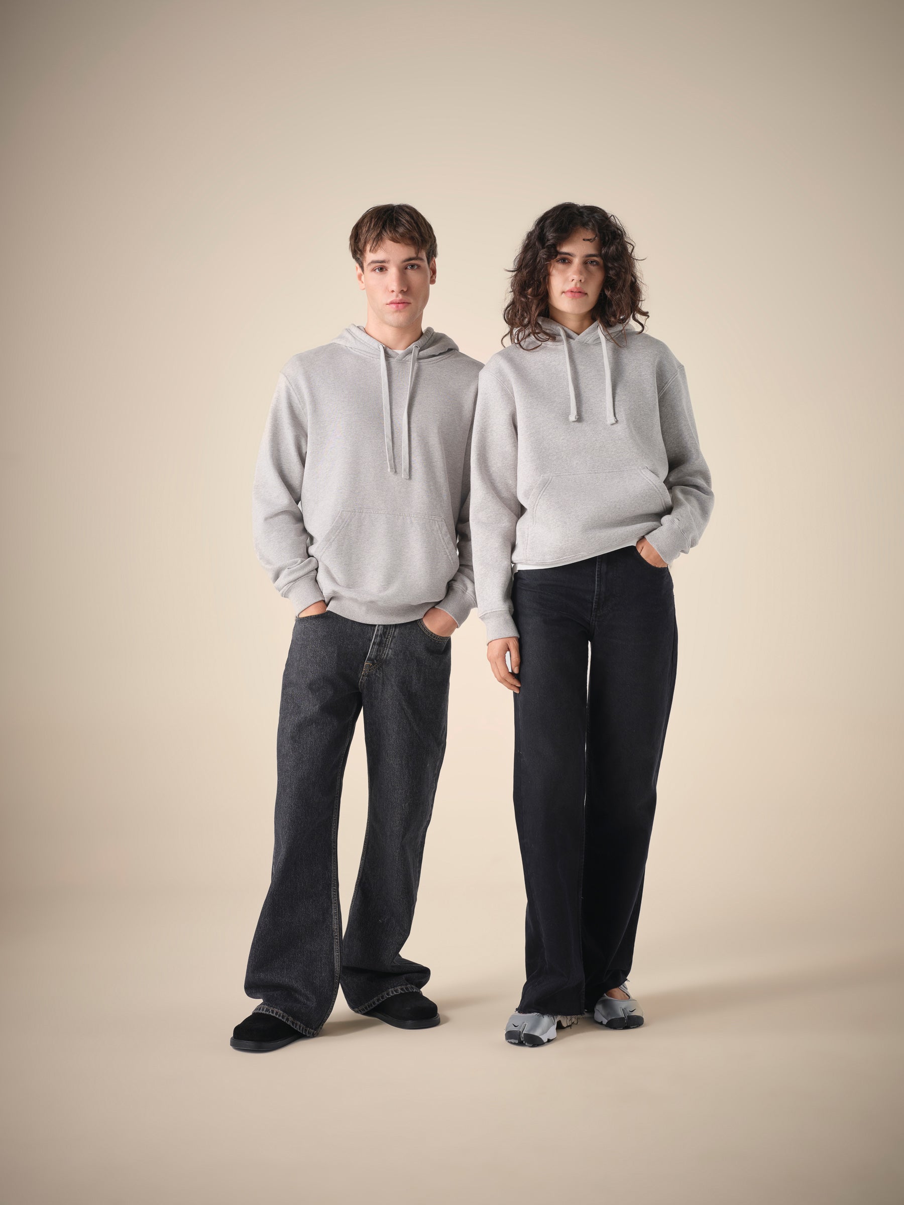 340/215 UNISEX BRUSHED FLEECE HOODIE